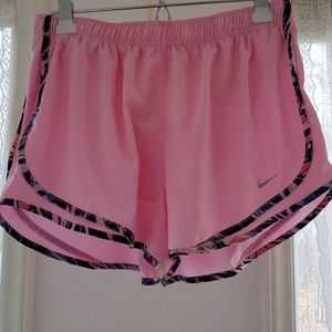 2 Nike Dri-Fit Womens Shorts XL
